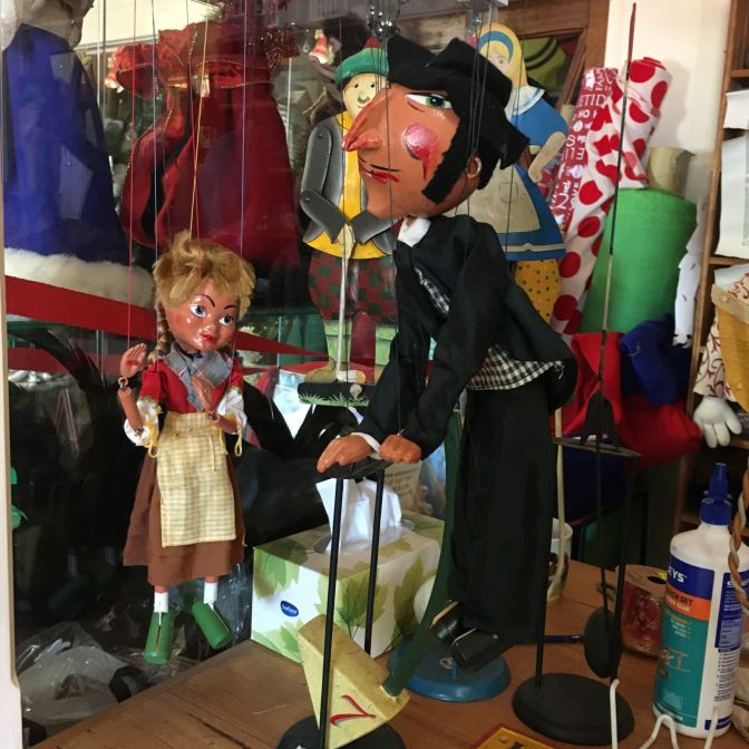 The Puppet Shop Kaniva (6)rs